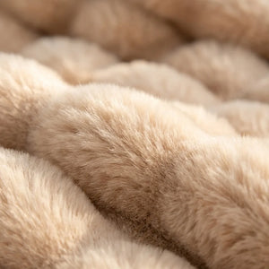 Faux Fur Throw Blanket - Plush Bubble Texture - Quality Close-Up
