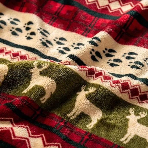 Fair Isle Christmas Throw - Soft Fleece Blanket - Quality Close-Up