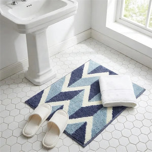 Plush Cotton Bath Mat - Absorbent Non-Slip Design - Size & Scale